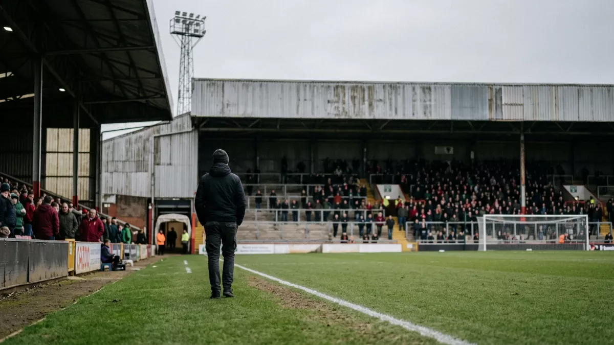 Manchester-United-and-Arsenal-and-Luke-Shaw-transfer-news