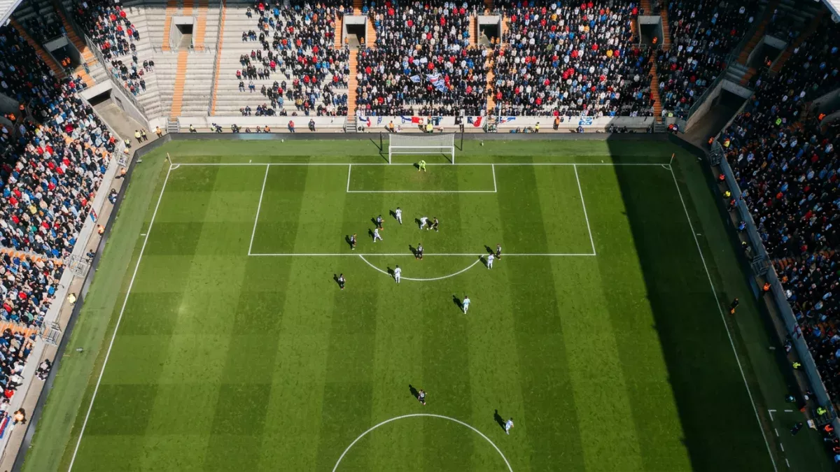 Bukayo-Saka-and-Arsenal-and-England